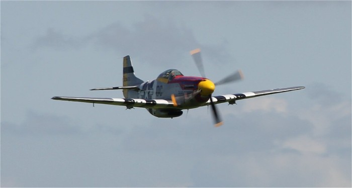 De Mustang op het Midzomer Event 2010 op vliegveld Midden Zeeland.