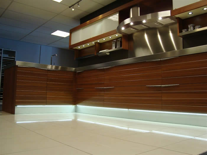 Snaidero keuken in showroom type Time in Teak hout.